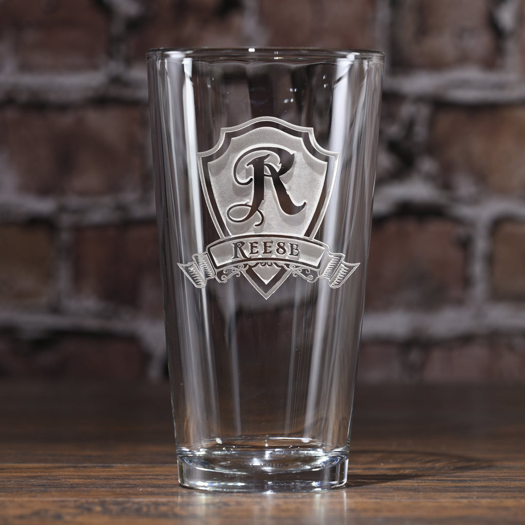 Shield Pub Glass – Deep Sand-Carved Personalized Pint