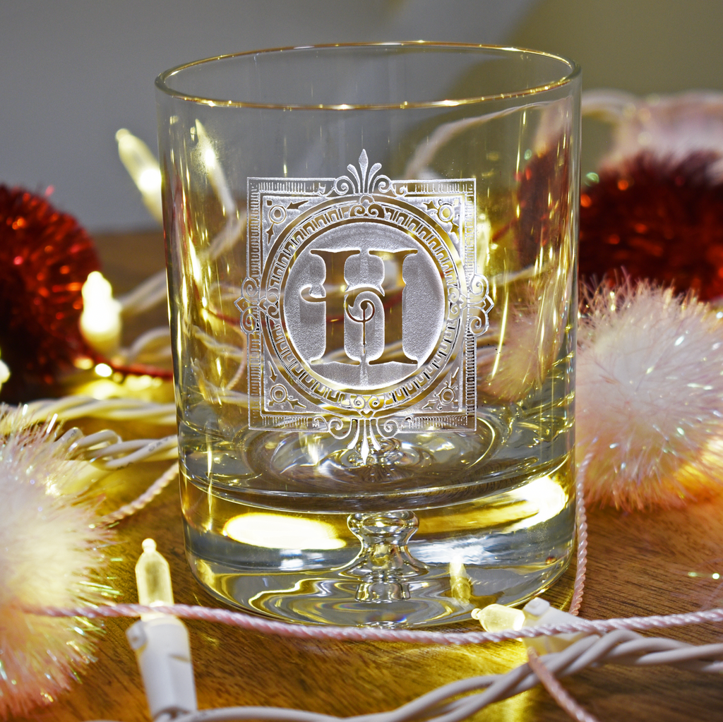 4 Whiskey Glass Holiday Gift Ideas for a Whiskey Lover From Crystal Imagery