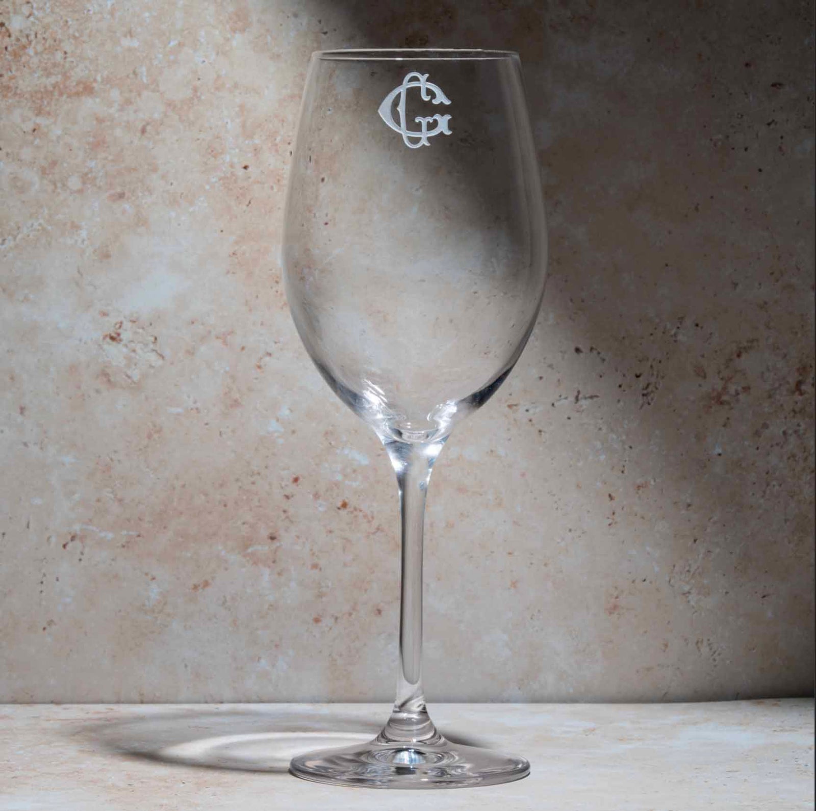 Monogrammed Stölzle Wine Glass – Interlocking Initial Design
