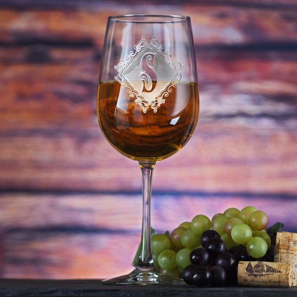 Engraved Monogrammed Diamond Patterned Wine Glass