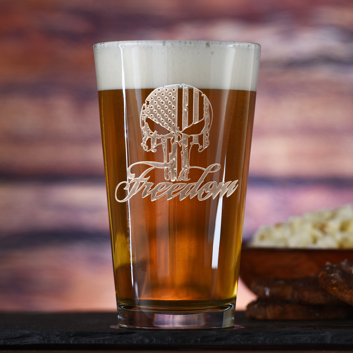 Freedom Skull Stars &amp; Stripes, Pint Pub Beer Glass