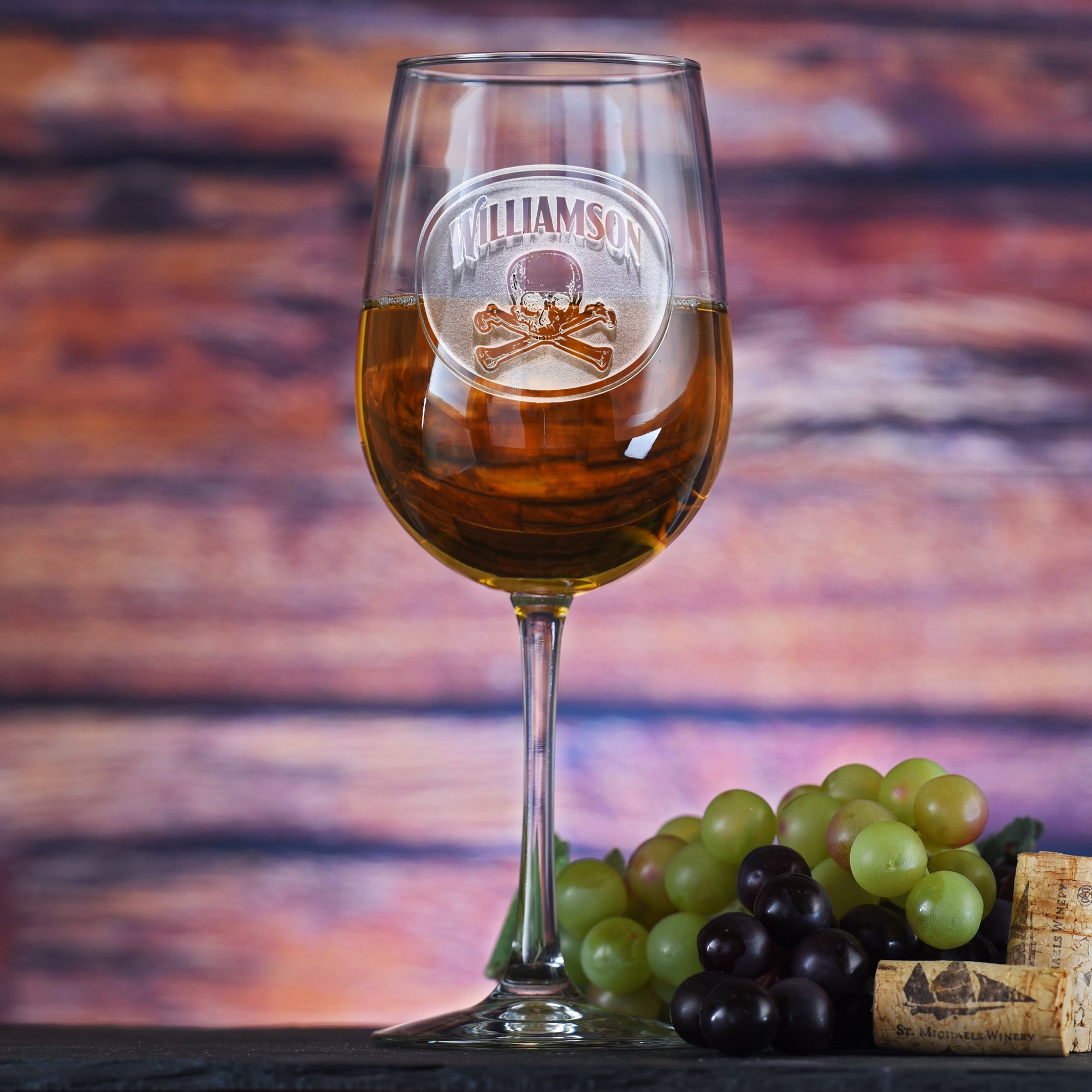 wine glass skull Skull and Crossbones Engraved Wine Glass