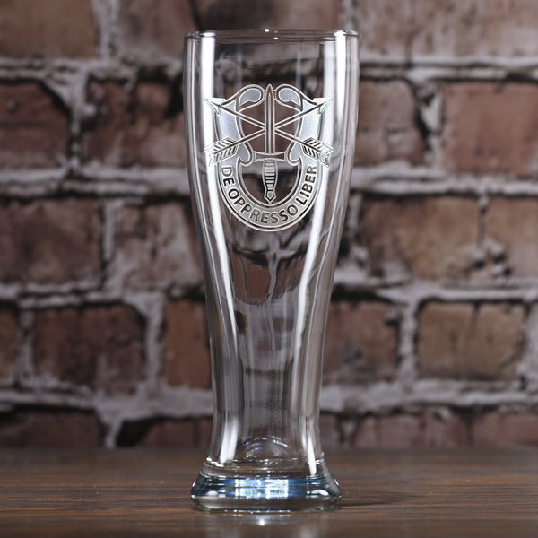 Personalized Beer Glasses For Couples - 9 Premium Customizable Designs –  Advanced Mixology