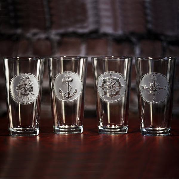 Engraved and Personalized Marine Corps Pub Pint Glasses– Crystal