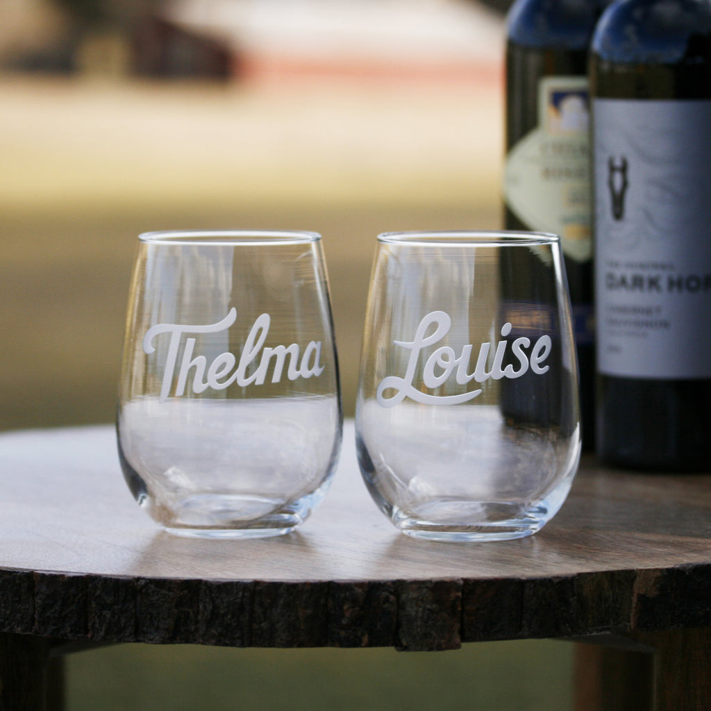 https://crystalimagery.com/cdn/shop/products/thelma-louise-stemless-set_1024x1024.jpg?v=1625229903
